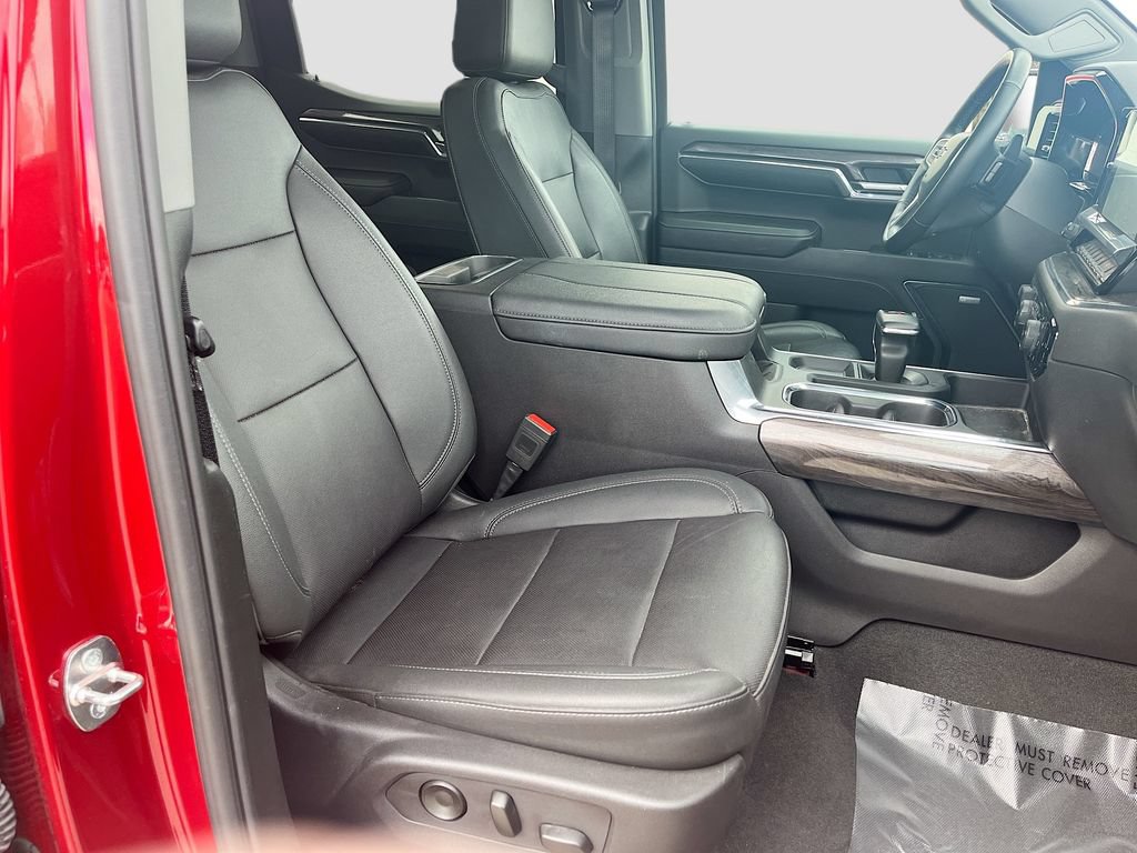 Used 2024 Chevrolet Silverado 1500 LTZ AWD/4WD image 28