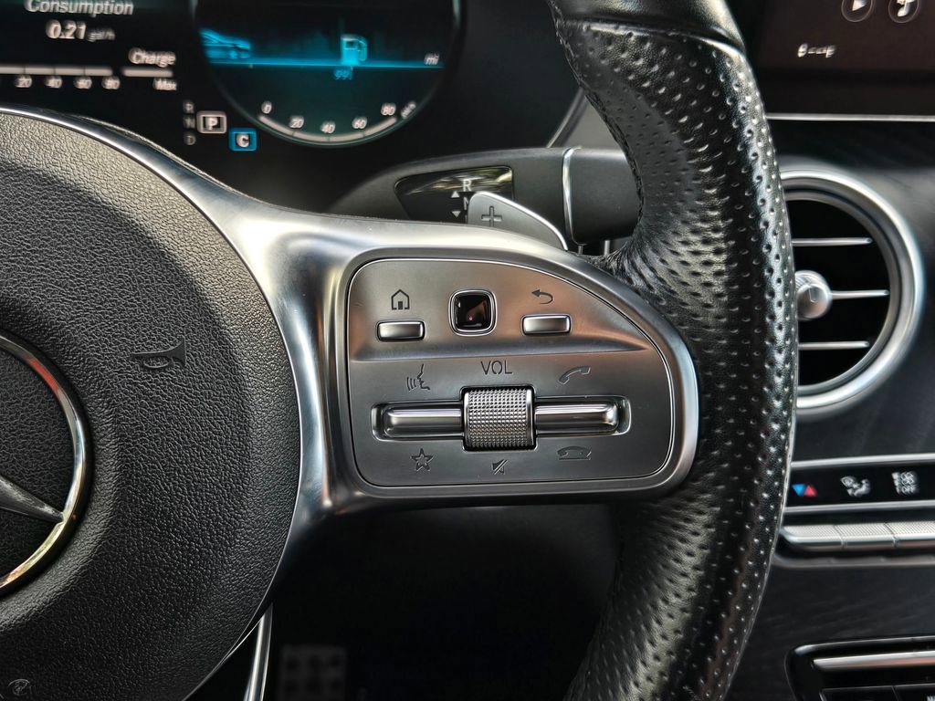 Used 2022 Mercedes-Benz GLC 300 image 24