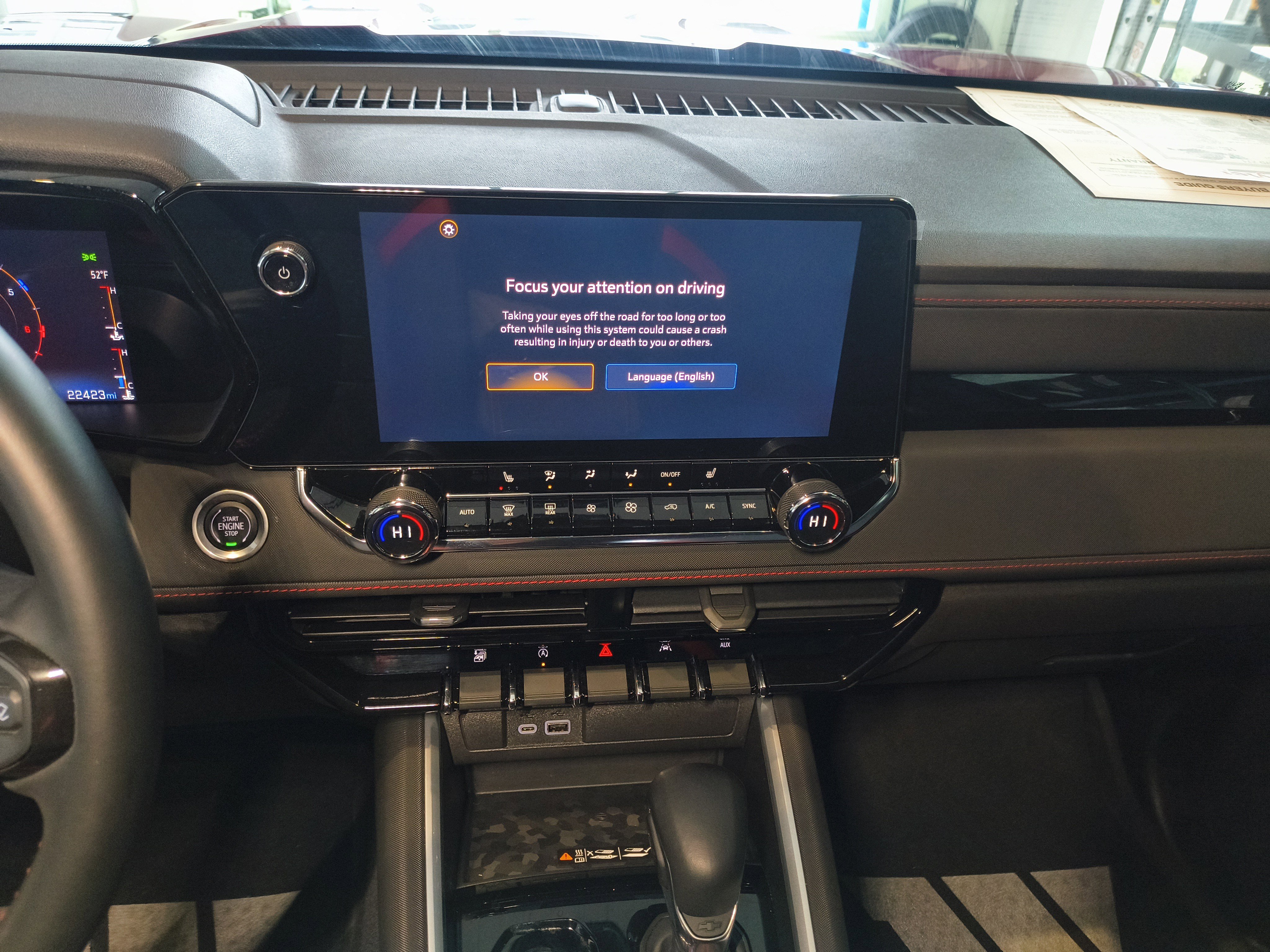 Used 2023 Chevrolet Colorado Z71 w/ Z71 Convenience Package 2 image 12