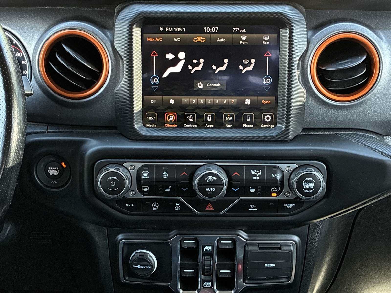 Used 2022 Jeep Gladiator Mojave w/ Cold Weather Group AWD/4WD image 17
