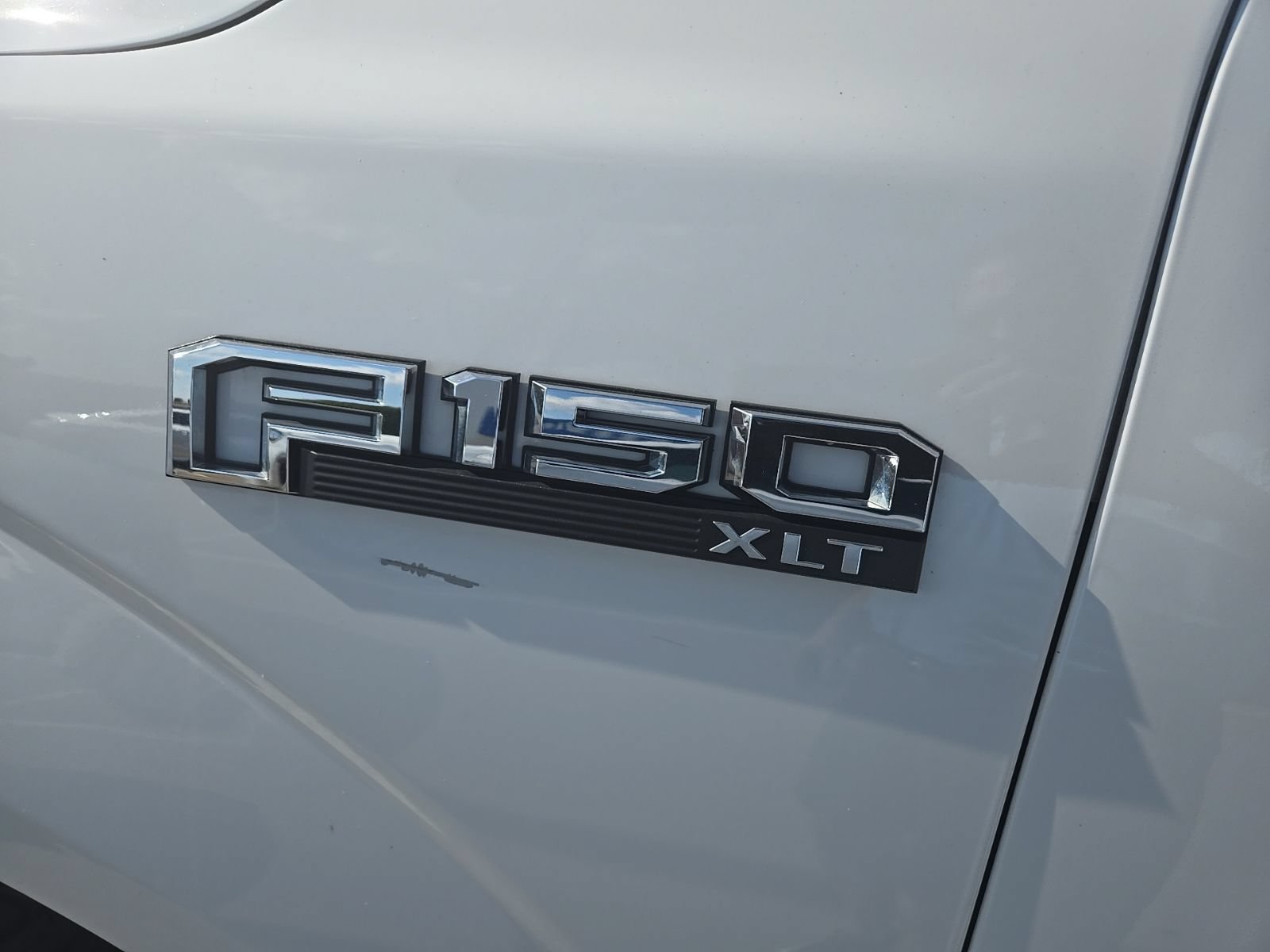 Used 2020 Ford F150 XLT w/ Equipment Group 302A Luxury AWD/4WD image 15
