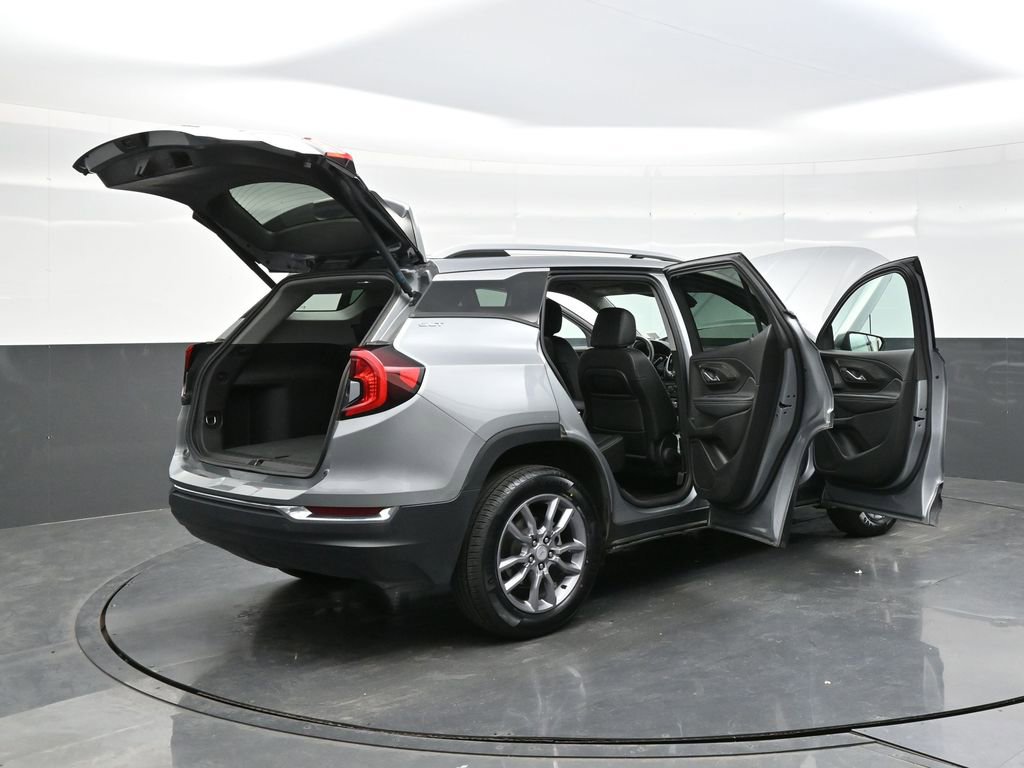 Used 2024 GMC Terrain SLT image 42