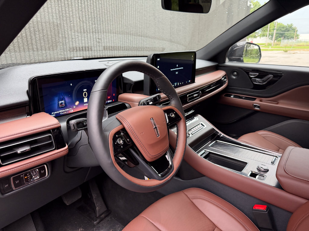 New 2026 Lincoln Aviator Reserve AWD/4WD image 11