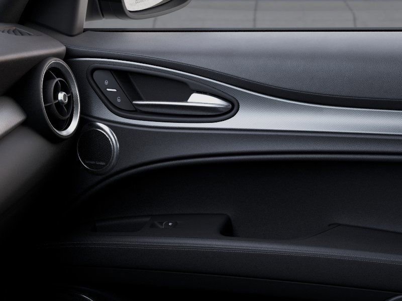 New 2025 Alfa Romeo Stelvio Sprint image 25