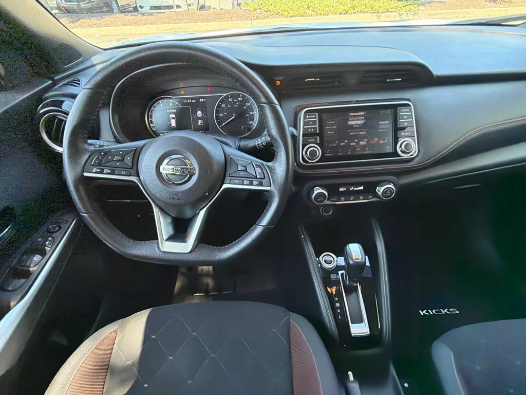 Used 2019 Nissan Kicks SR FWD image 21