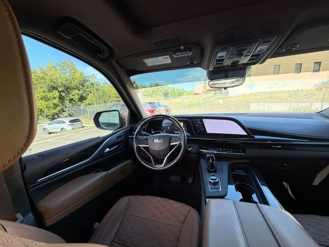 Used 2023 Cadillac Escalade Sport AWD/4WD image 18