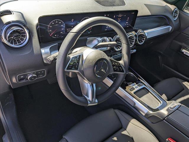 New 2025 Mercedes-Benz GLB 250 image 3