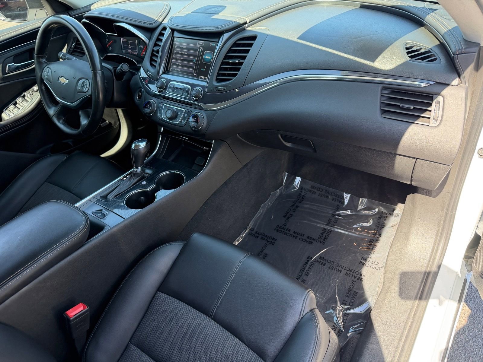 Used 2018 Chevrolet Impala LT w/ LT Entertainment Package FWD image 14