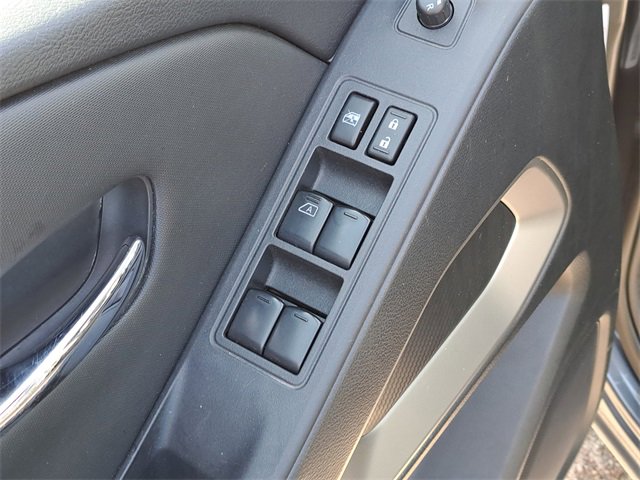 Used 2023 Nissan Frontier SV image 19