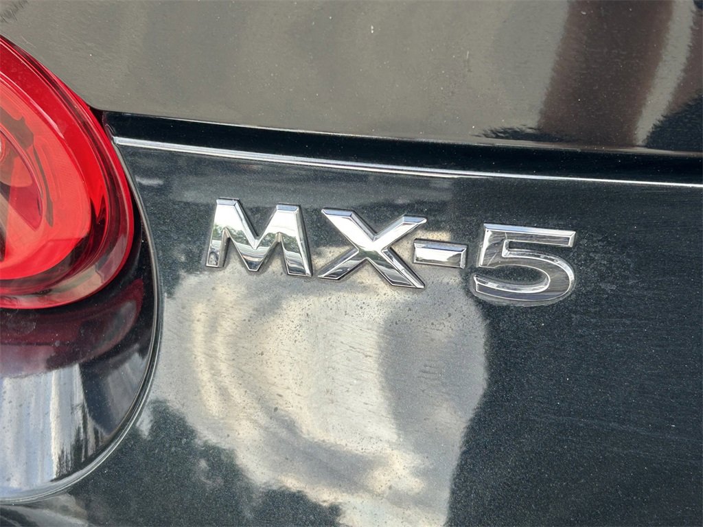 Used 2024 MAZDA MX-5 Miata RF Grand Touring image 10