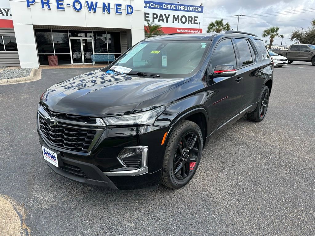 Used 2023 Chevrolet Traverse Premier w/ Redline Edition image 2