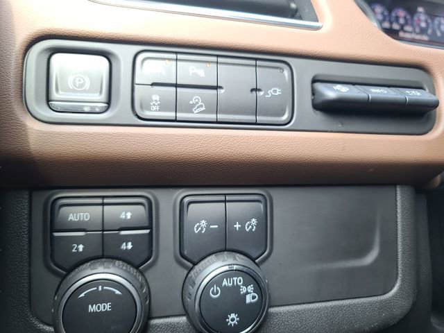 Used 2021 Chevrolet Tahoe High Country image 34