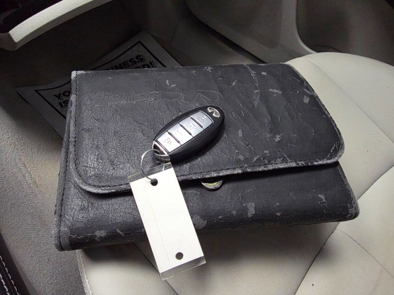 Used 2015 INFINITI Q50 image 22