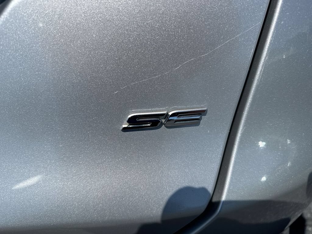 Used 2014 Ford Fusion SE FWD image 24