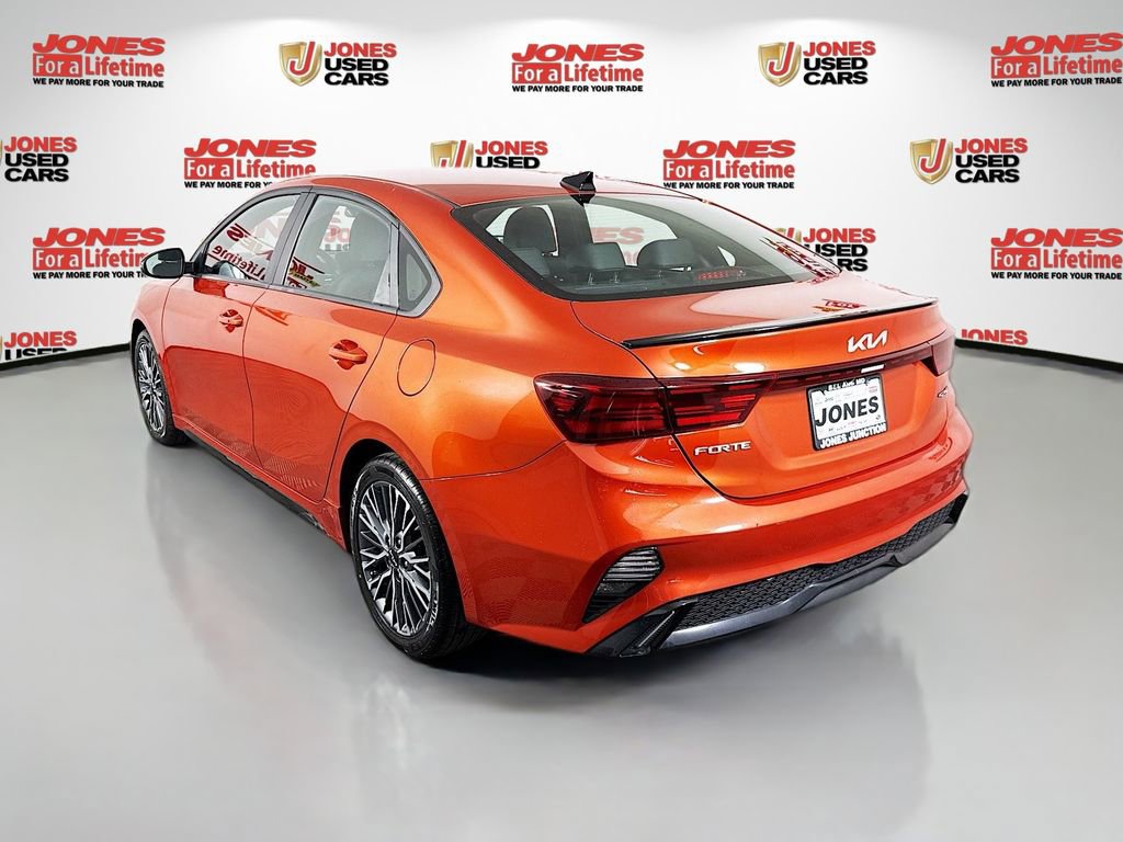 Used 2023 Kia Forte GT-Line w/ GT-Line Technology Package FWD image 2