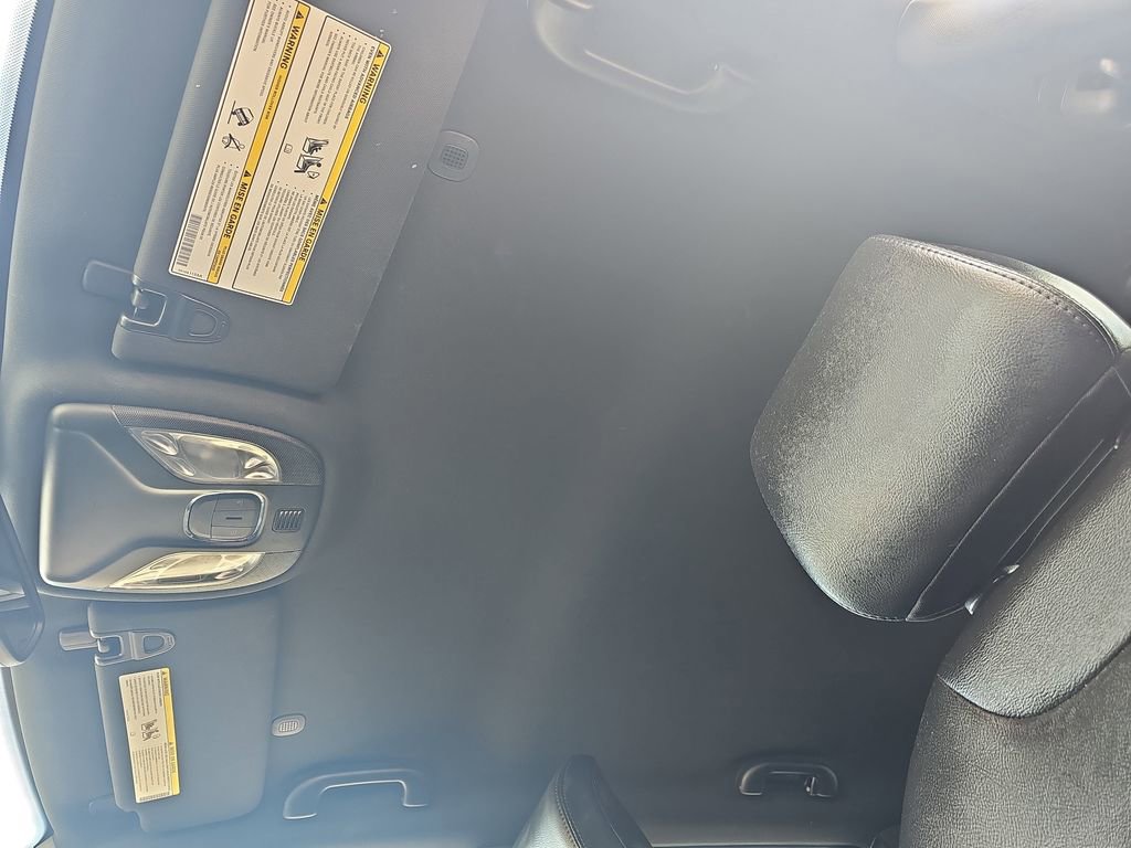 Used 2024 Jeep Compass Limited image 29