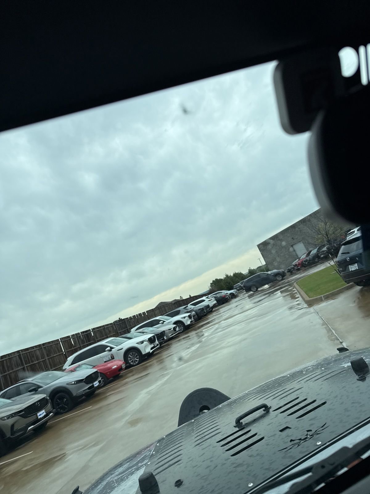 Used 2015 Jeep Wrangler Unlimited Rubicon w/ Max Tow Package image 38