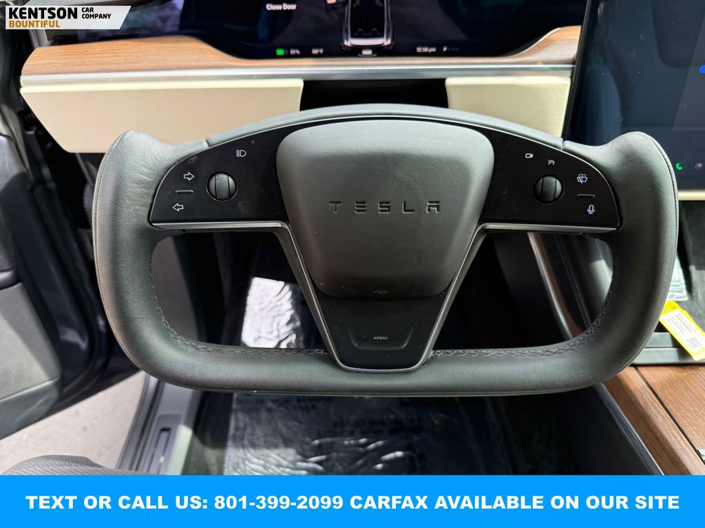Used 2023 Tesla Model X image 17