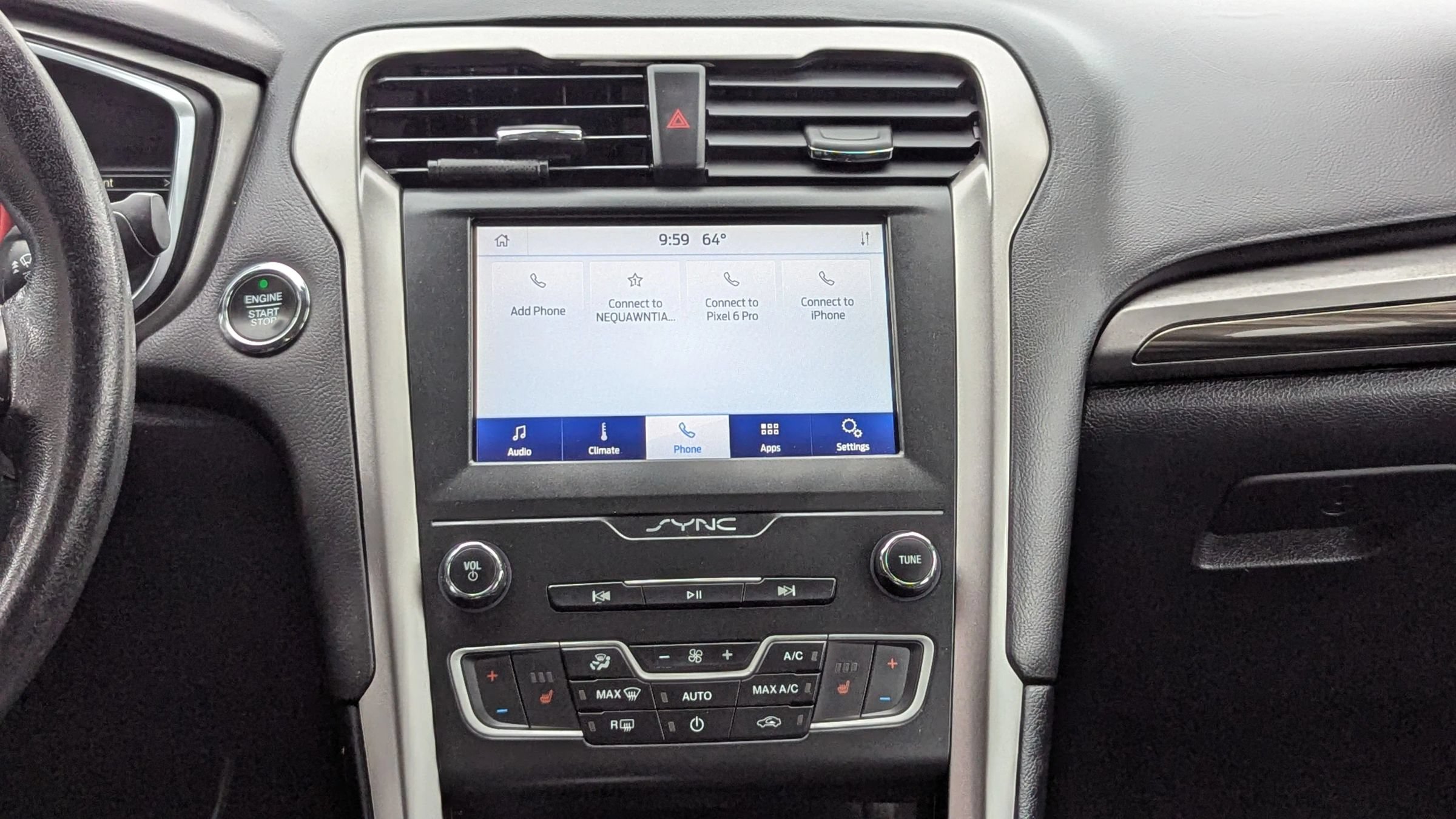 Used 2020 Ford Fusion SEL FWD image 13