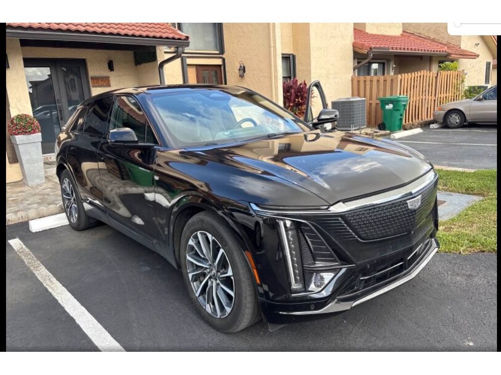 Used 2024 Cadillac Lyriq Sport w/ LPO, Floor Liner Package RWD image 4