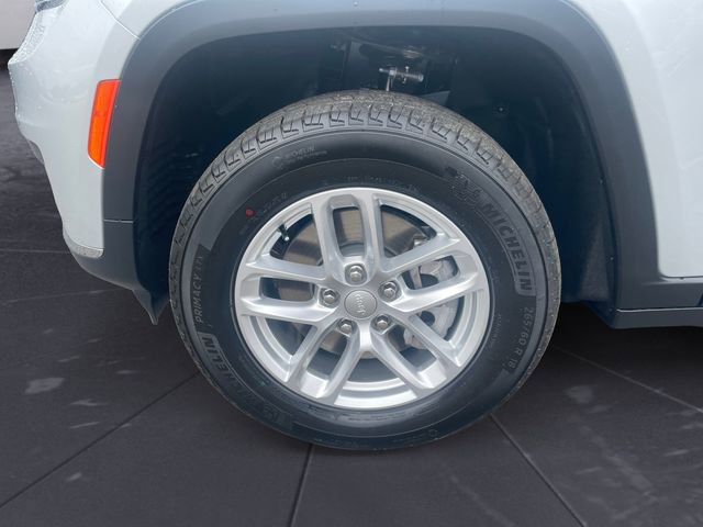 New 2025 Jeep Grand Cherokee L Laredo w/ Luxury Tech Group I image 14