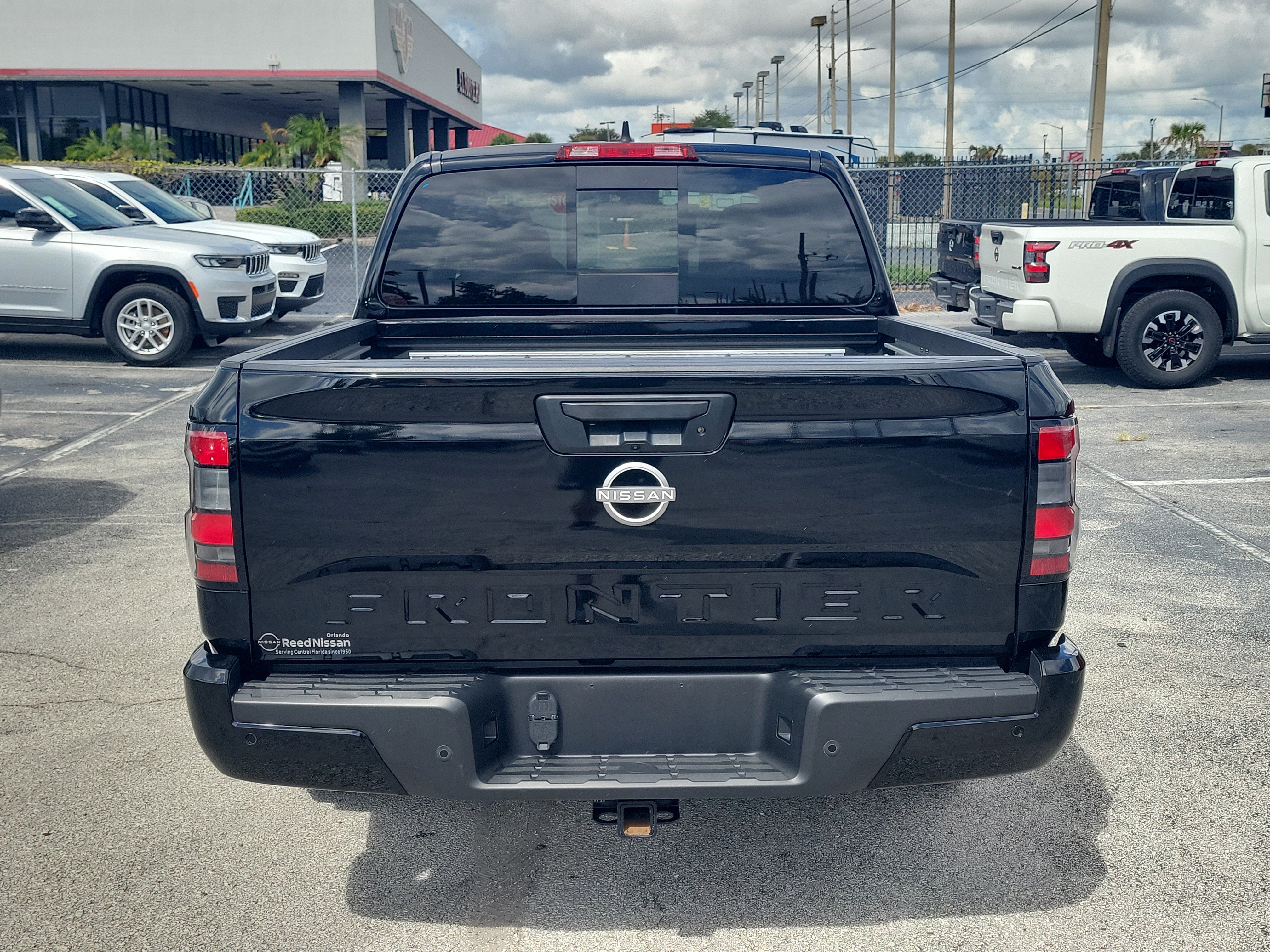 Certified 2025 Nissan Frontier SV w/ SV Convenience Package RWD image 6