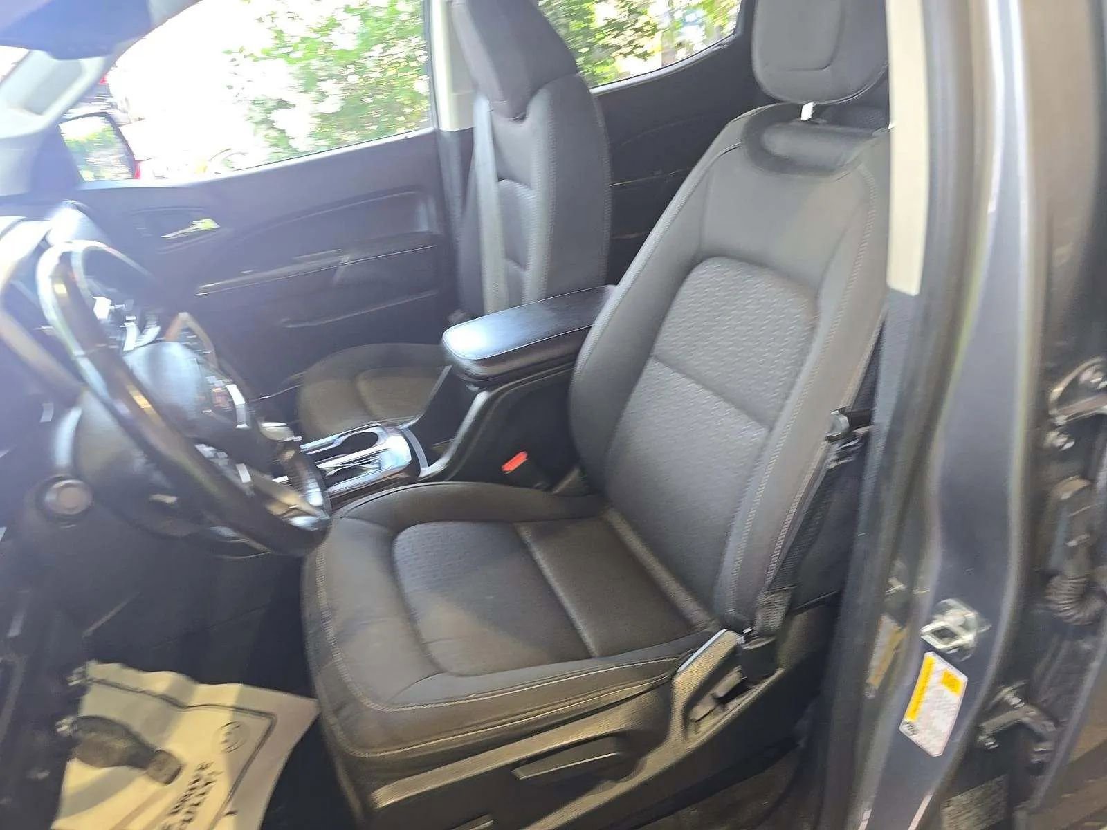 Used 2018 GMC Canyon SLE w/ SLE Convenience Package AWD/4WD image 5