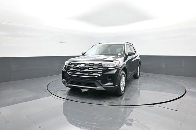 New 2026 Ford Explorer Active image 3