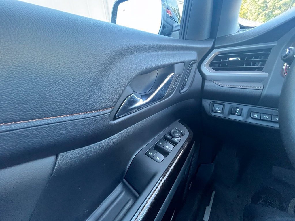Used 2023 GMC Acadia AT4 w/ Technology Package AWD/4WD image 19