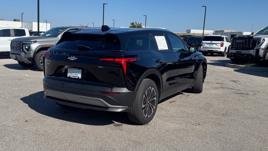 Used 2024 Chevrolet Blazer EV LT AWD/4WD image 2