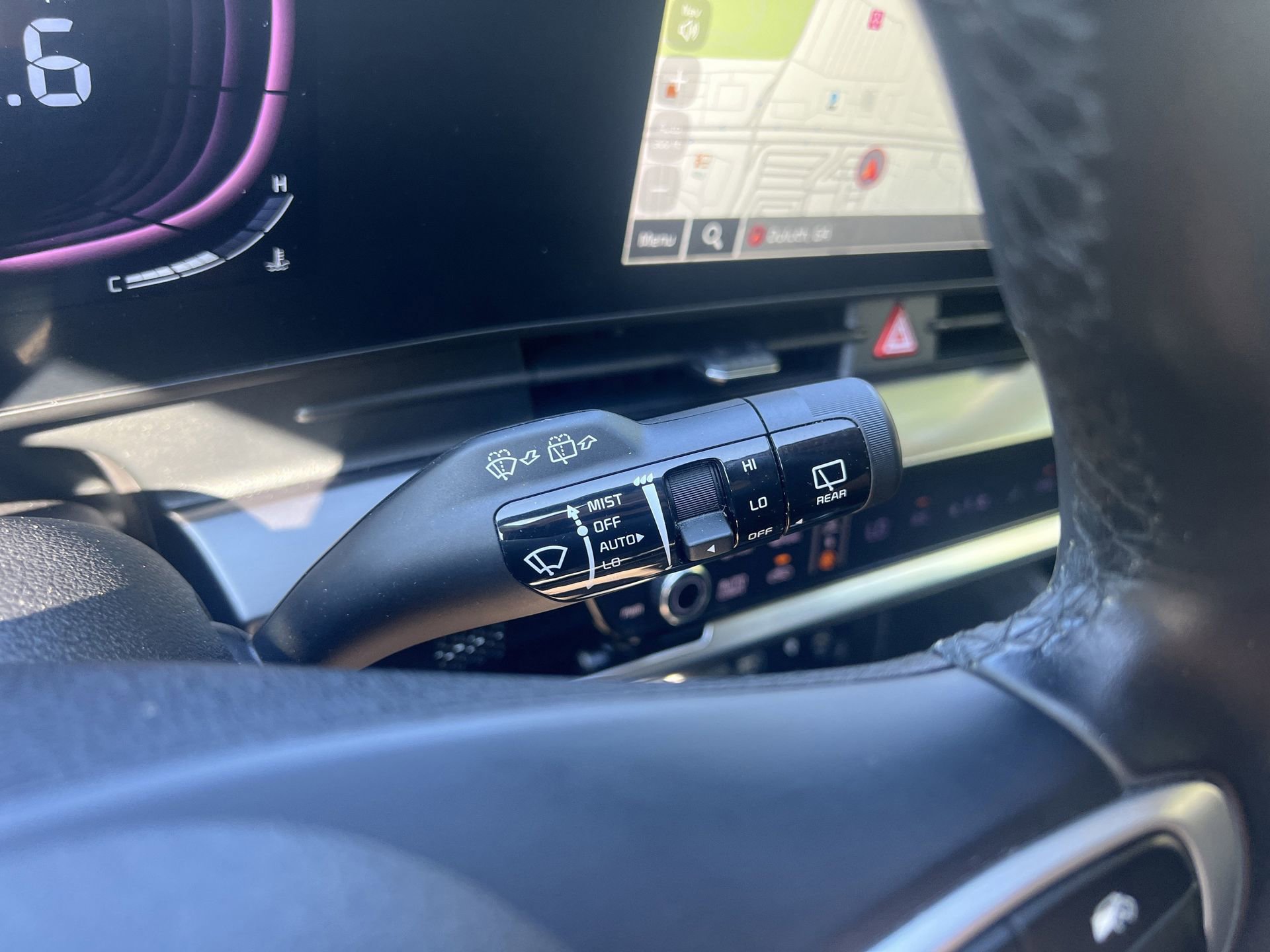 Used 2023 Kia Sportage EX FWD image 11