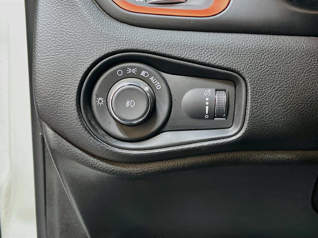 Used 2018 Jeep Renegade Sport w/ Power & Air Group AWD/4WD image 10