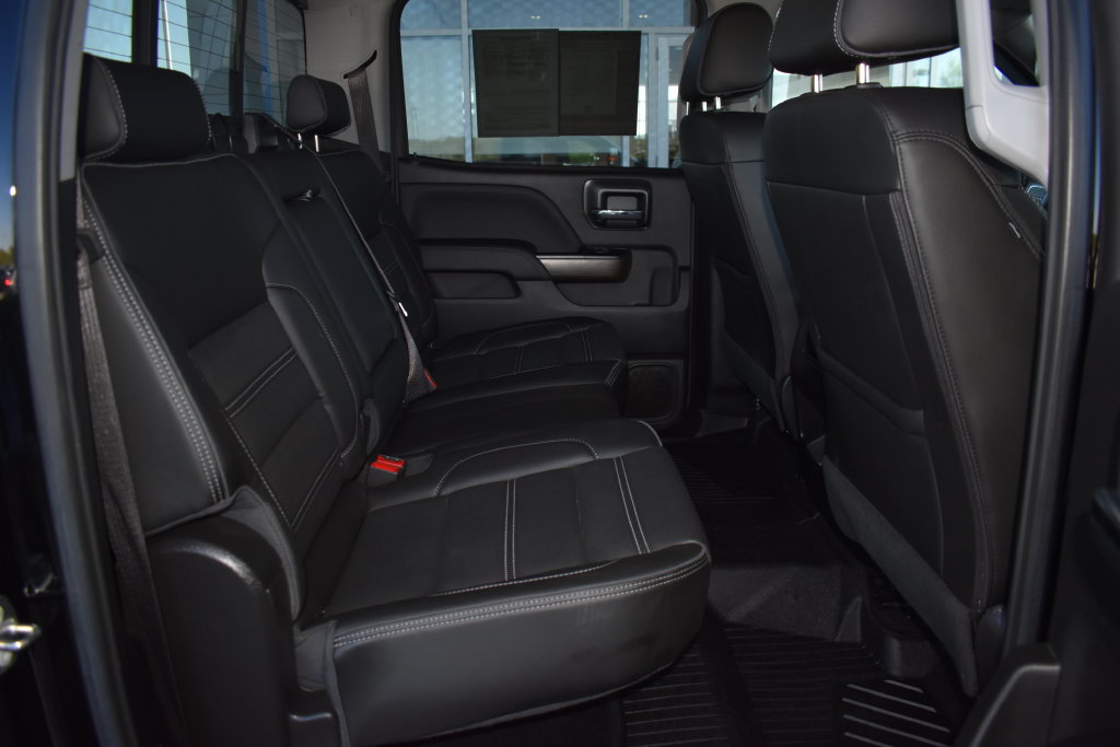 Used 2018 GMC Sierra 3500 Denali w/ Duramax Plus Package AWD/4WD image 16