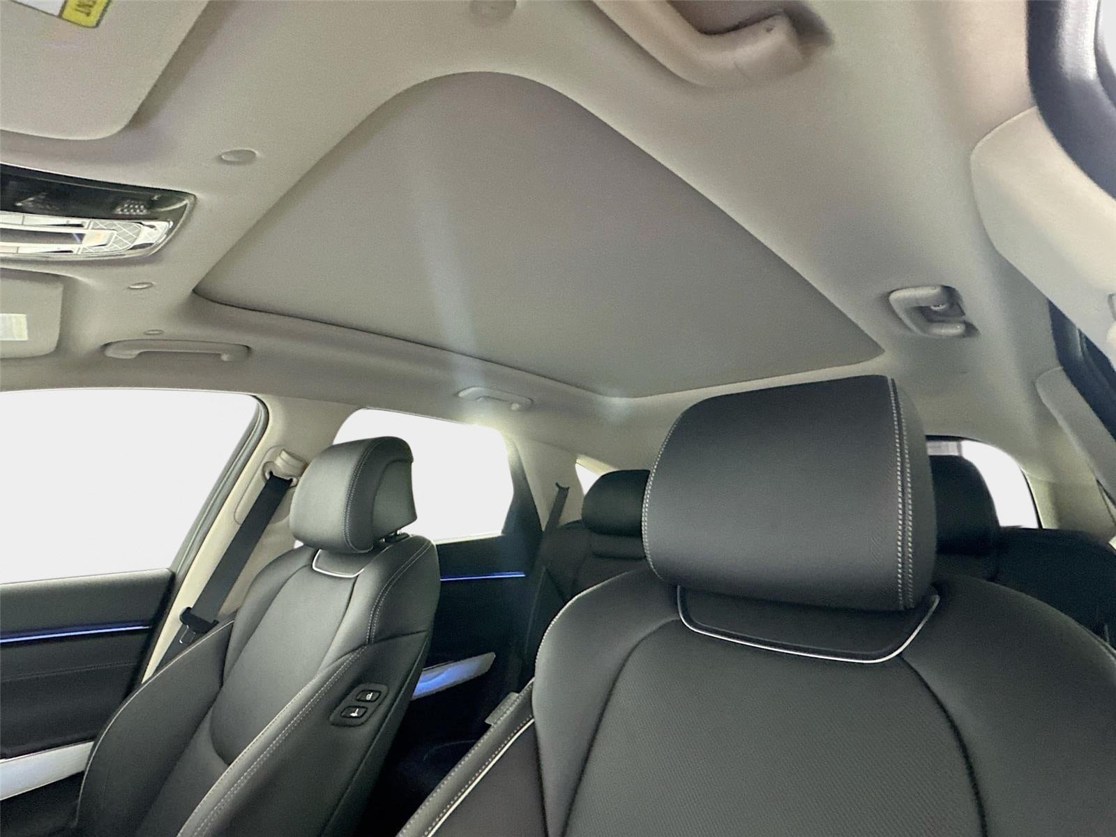 New 2026 Genesis GV70 2.5T Advanced AWD/4WD image 14