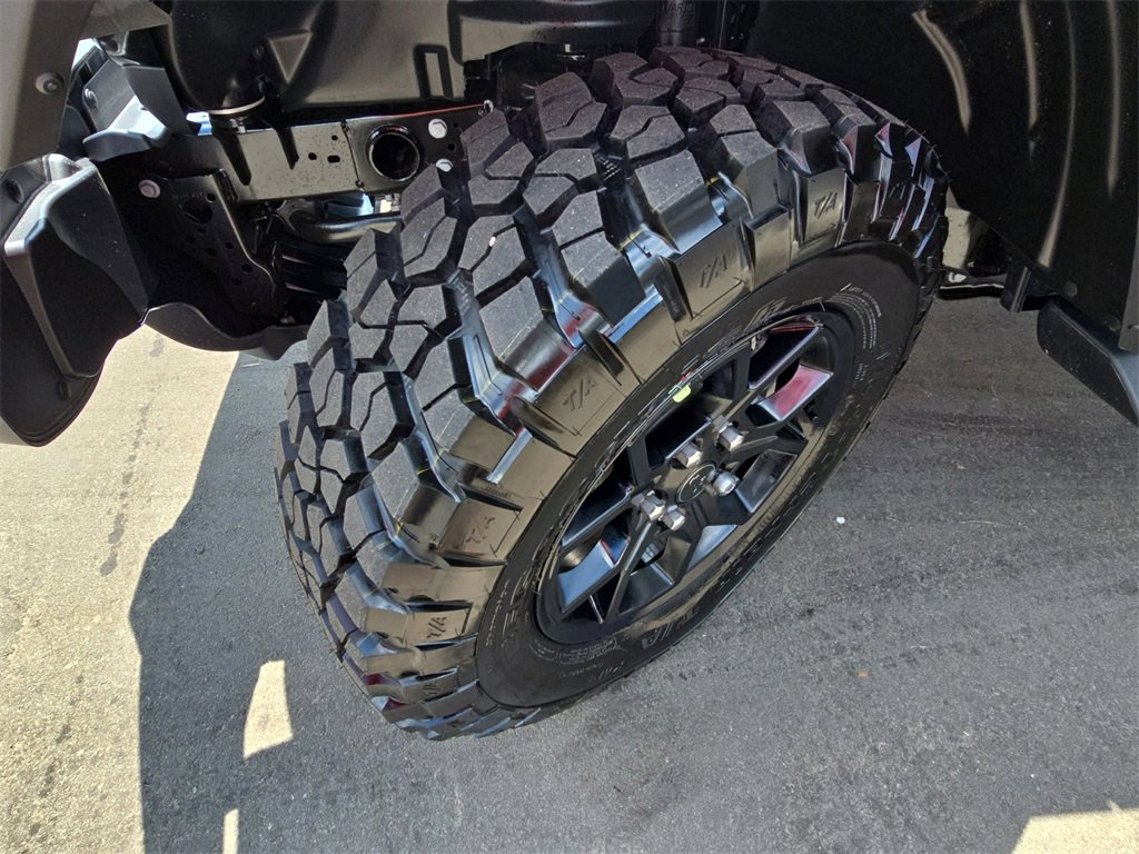 New 2025 Jeep Gladiator Sport image 31