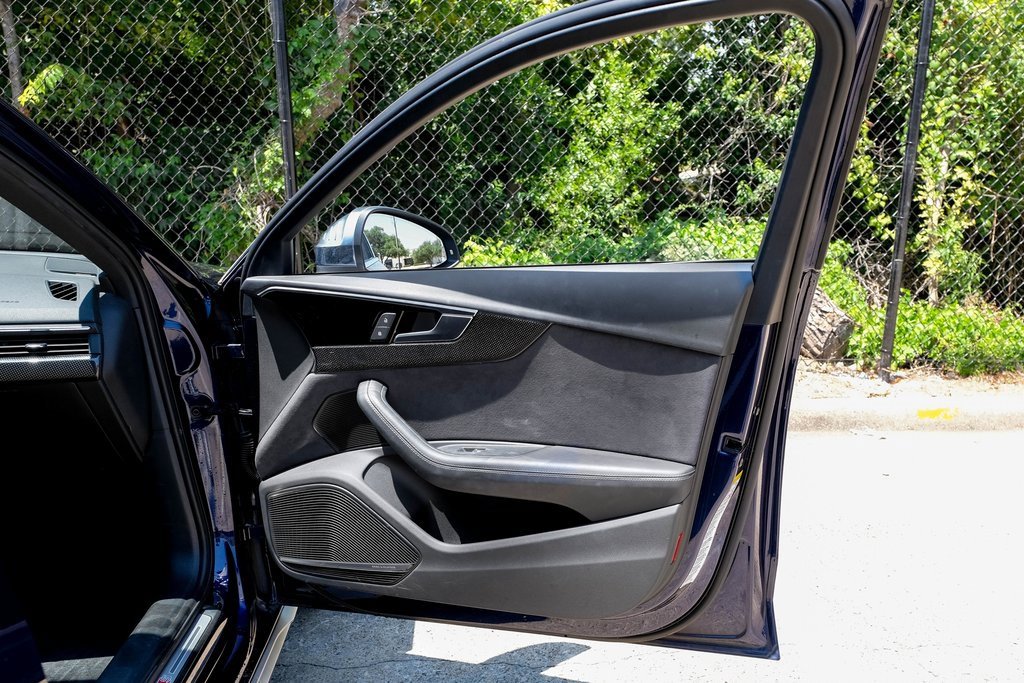 Used 2022 Audi S4 Premium Plus w/ Premium Plus Package image 43