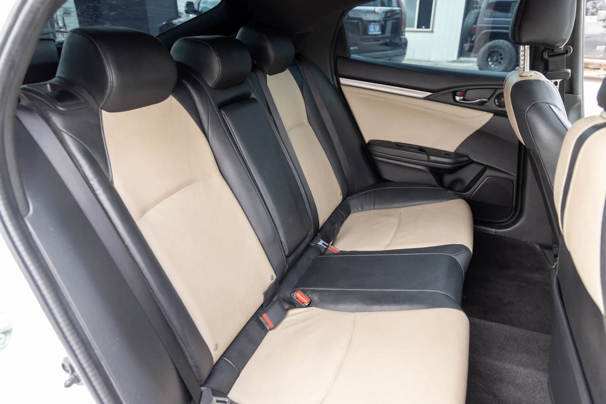 Used 2017 Honda Civic EX-L image 19