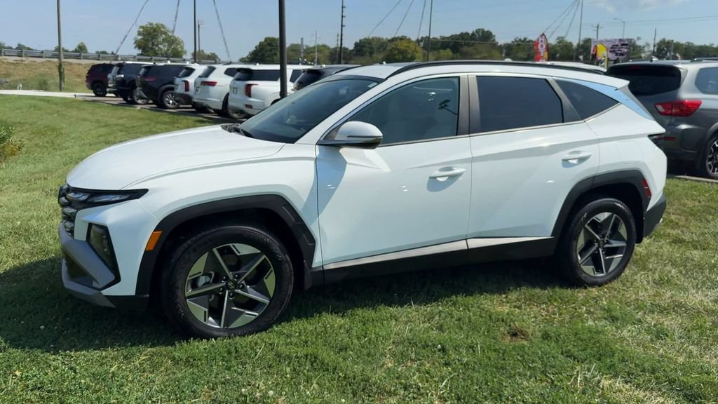 Used 2025 Hyundai Tucson SEL AWD/4WD image 3