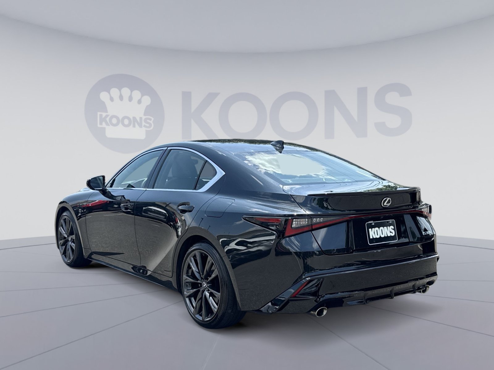Used 2024 Lexus IS 350 F Sport RWD image 4