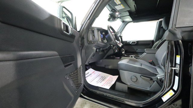 Used 2025 Ford Bronco Big Bend image 9