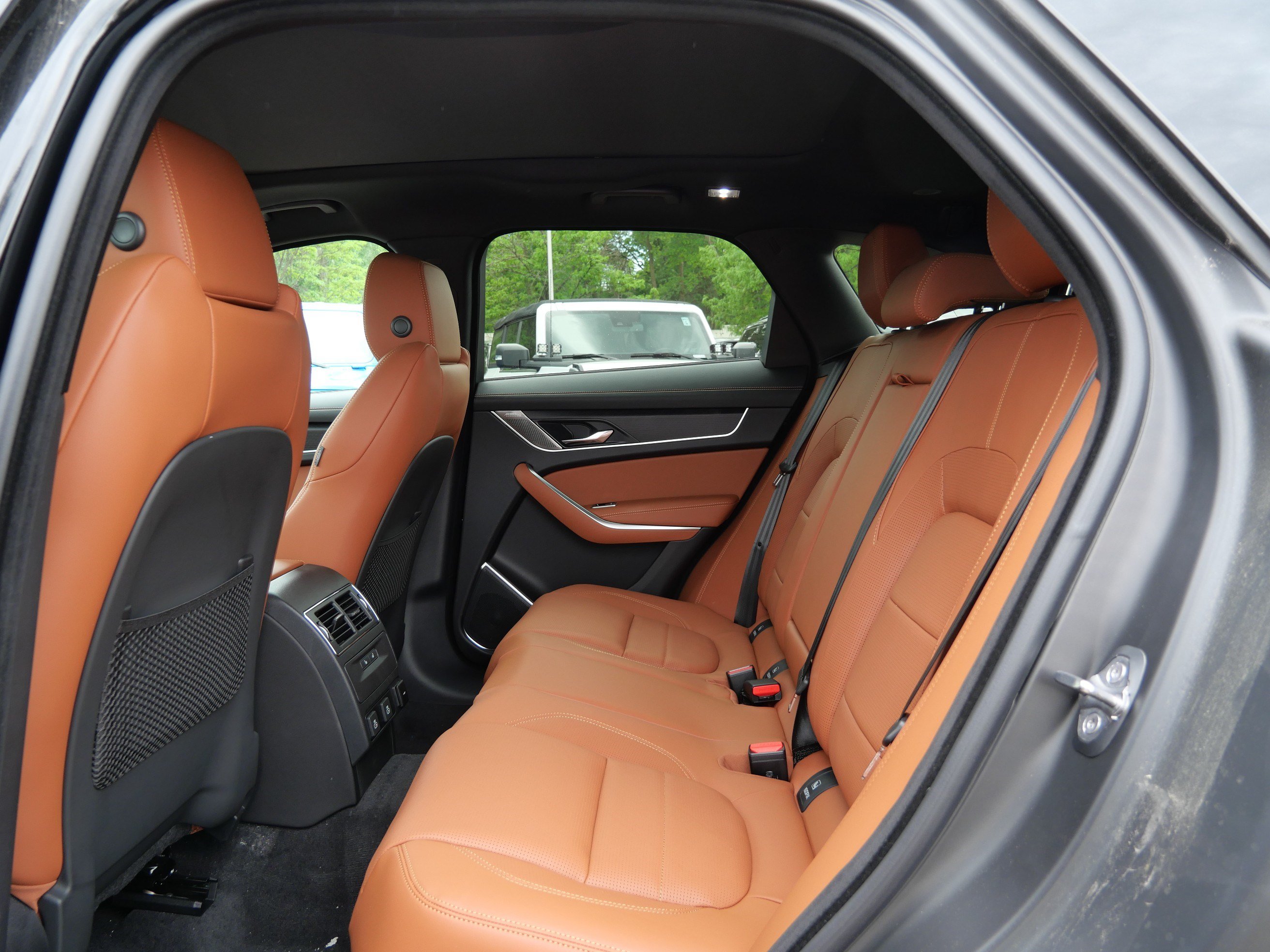 New 2026 Jaguar F-PACE R-Dynamic S AWD/4WD image 6