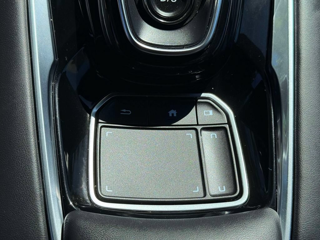 Used 2025 Acura RDX SH-AWD image 24