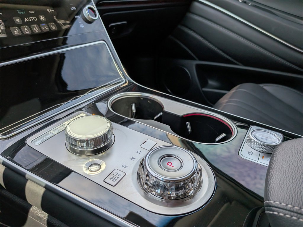 Used 2025 Genesis GV80 2.5T image 25