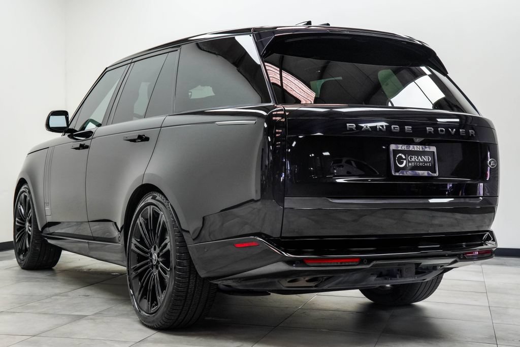 Used 2023 Land Rover Range Rover First Edition AWD/4WD image 12