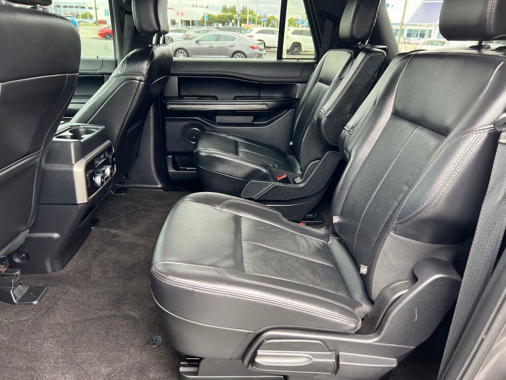 Used 2020 Ford Expedition Max XLT w/ Equipment Group 202A AWD/4WD image 24