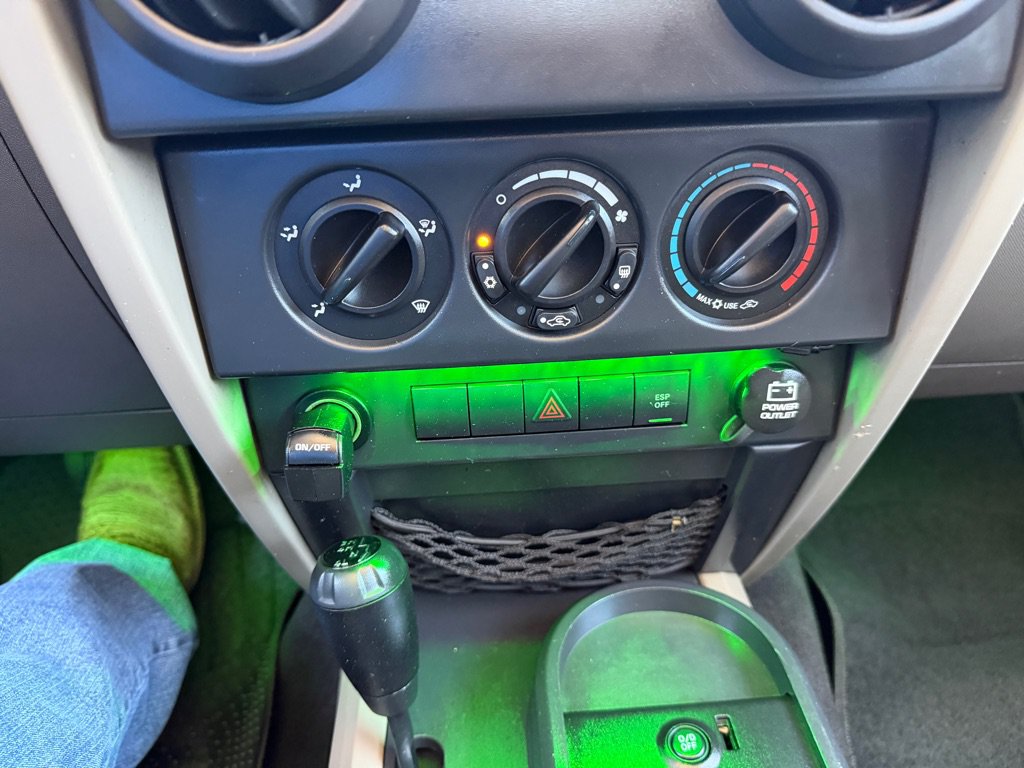 Used 2009 Jeep Wrangler Unlimited X AWD/4WD image 16