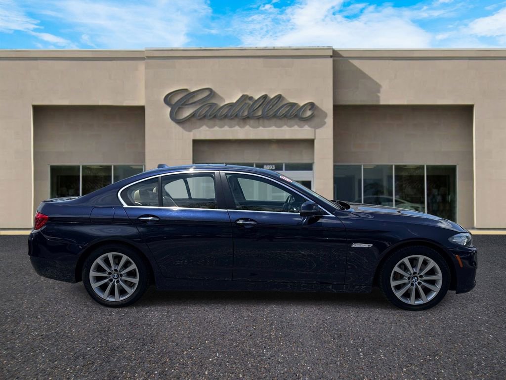 Used 2016 BMW 535i xDrive Sedan AWD/4WD image 2