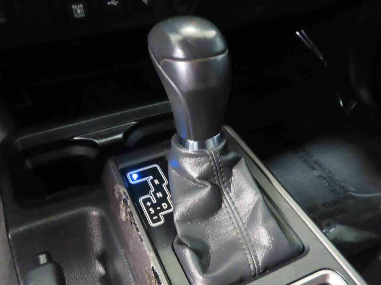Used 2023 Toyota Tacoma TRD Off-Road AWD/4WD image 10