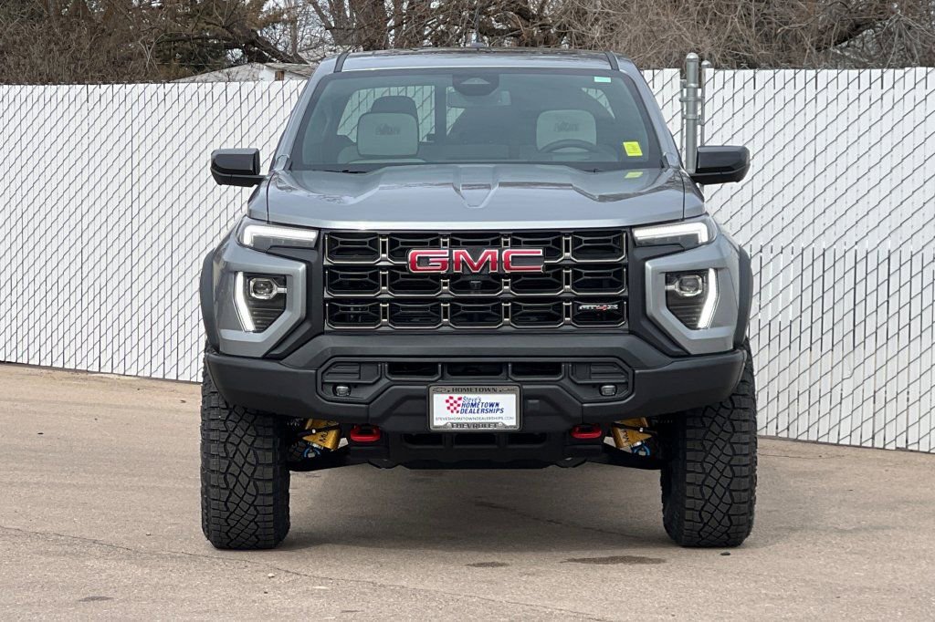 New 2026 GMC Canyon AT4X w/ AT4X AEV Edition image 6