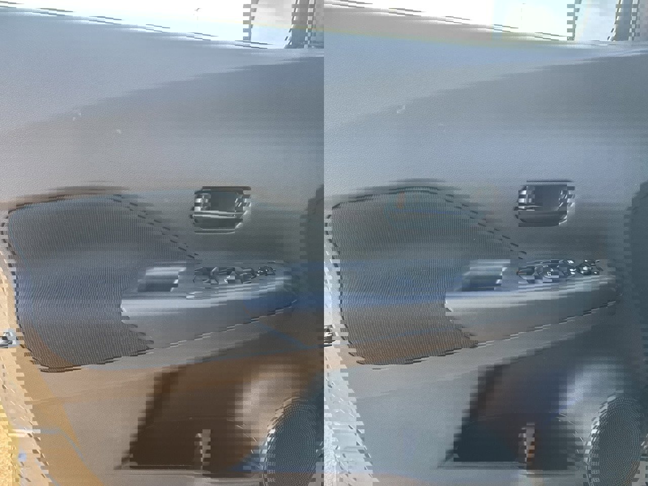 Certified 2024 Nissan Kicks S image 22